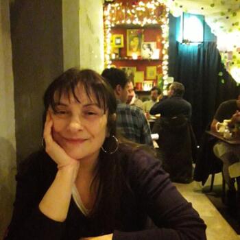 Babysitter in Buenos Aires: Maria Elena Lucia de Castro