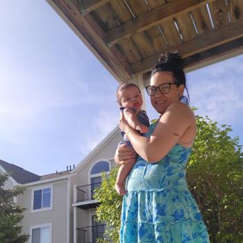 Babysitting job in Lincoln: babysitting job Ayla