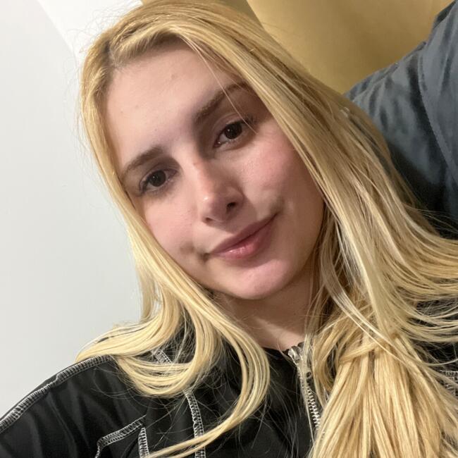 Emprego de babá em Saquarema: Rafaela