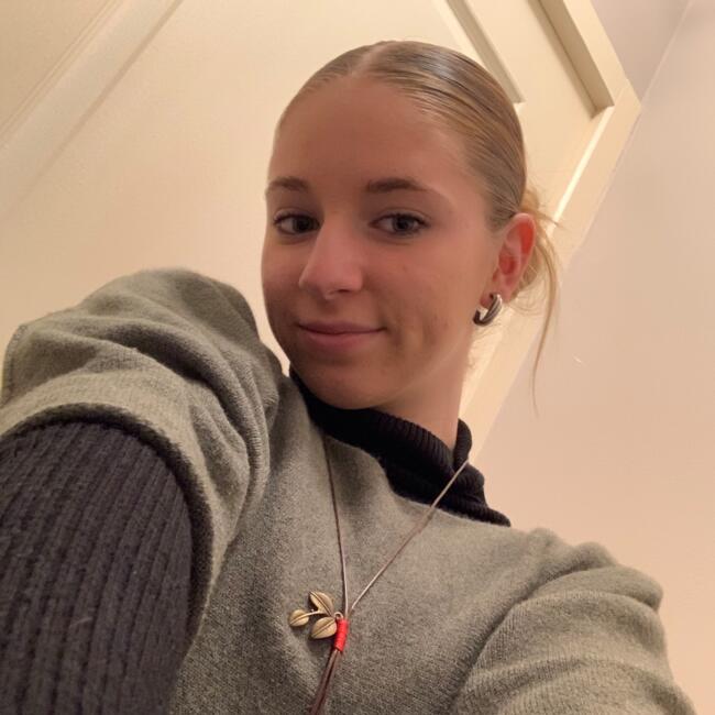 Babysitter in Assas: Aloïse