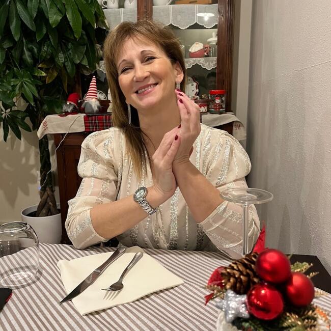 Babysitter a Capannori: Adina ruxandra