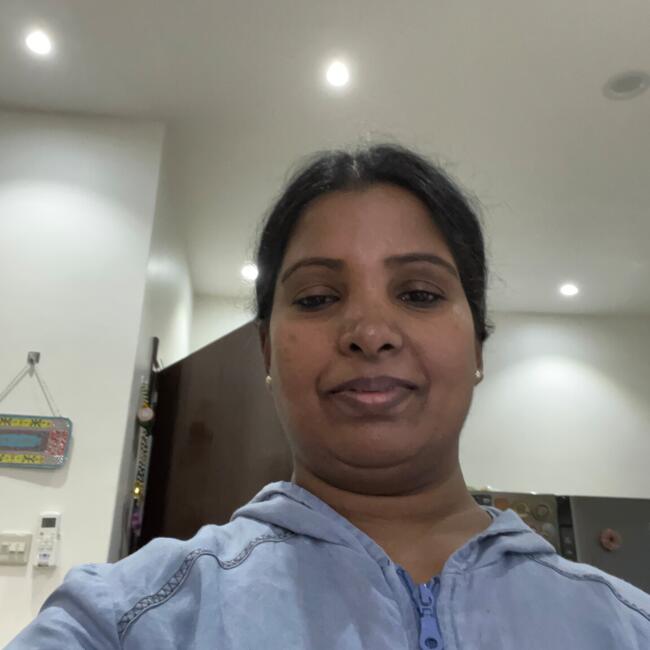 Babysitter in Riyadh: Dina