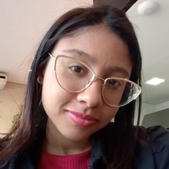 Babá em Atibaia: Camila