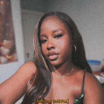 Babysitter in Albany: Danieli