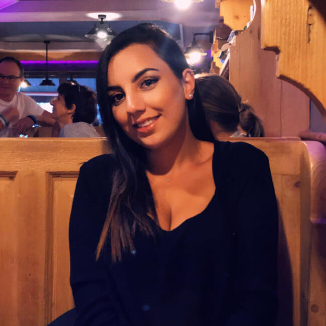 Babysitter in Saint-Claude: Naomie