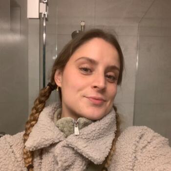 Babysitter in Cheviot: Maëva