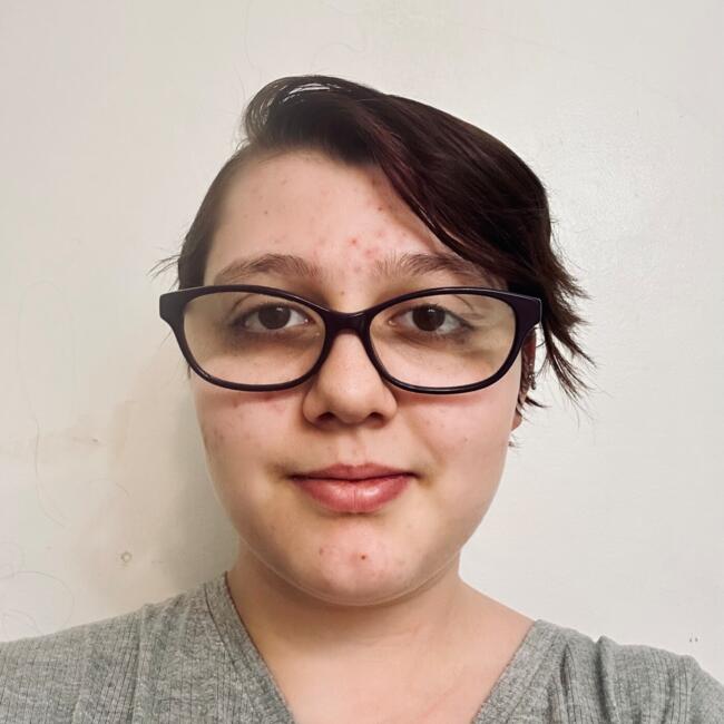 Babysitter in Manassas: Eva