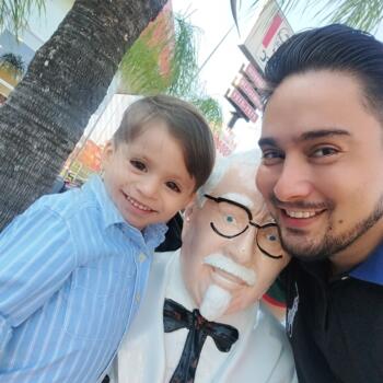 Trabajo para niñera en San Juan Opico: trabajo de niñera Fernando