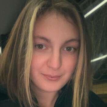 Babysitter in Le Havre: Alwéna