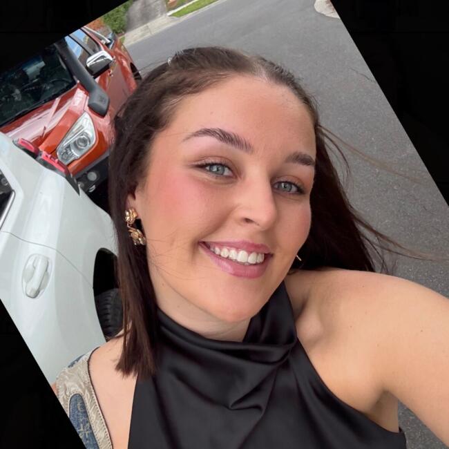 Babysitter in Melbourne: Olivia