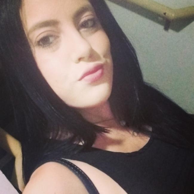 Babá em Piracicaba: Larissa