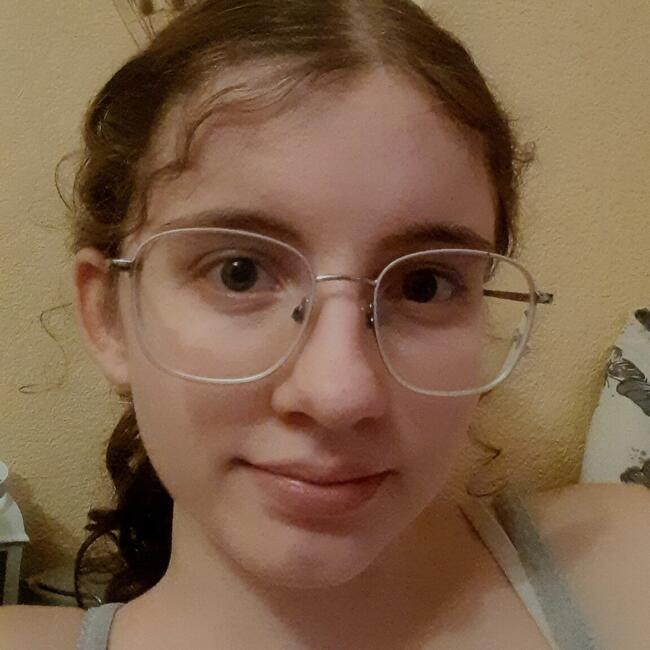 Babysitter in London: Alice