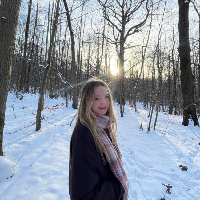 Babysitter in Sèvres: Lucie