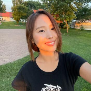 Babysitter Budapest: Khuslen