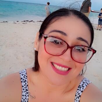 Niñera en Playa del Carmen: Thalía