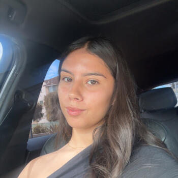 Babysitter in Sydney: Erika