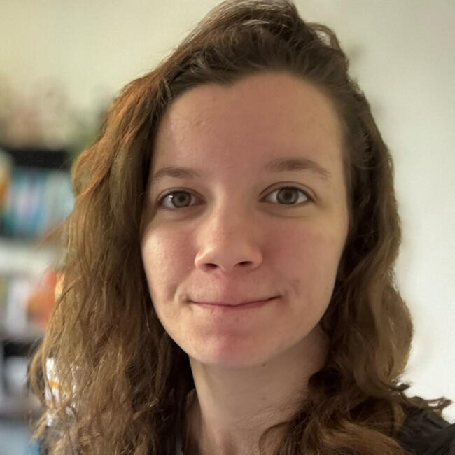 Babysitter in Saint-Etienne: Clémence