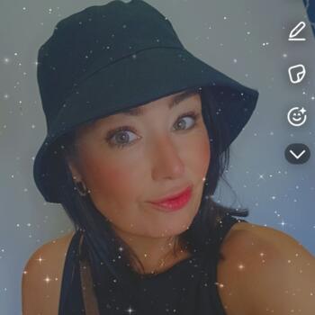 Babysitter in Lucan: Val