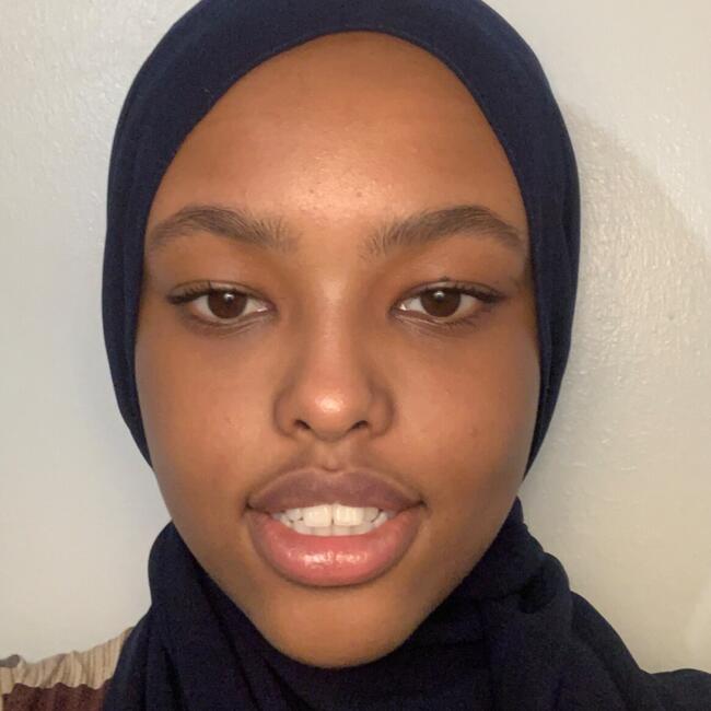 Babysitter in Manchester: Hanaan