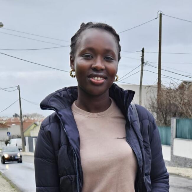 Babysitter em Cascais: Sonia