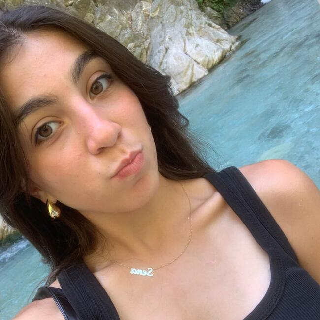 Babysitter in Bruges: Sena