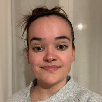 Babysitter Évenos: Margo