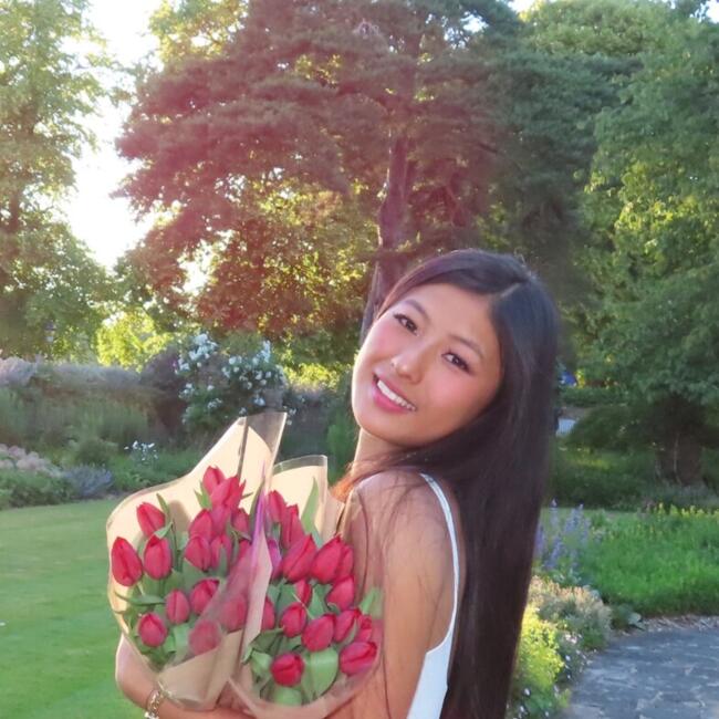 Babysitter in Wallington (England): Crystal