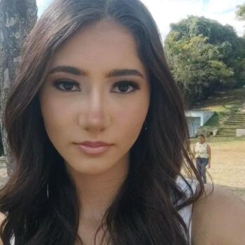 Babá em Belo Horizonte: Julia