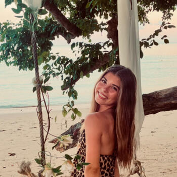 Babysitter Saint-Donat-sur-l'Herbasse: Eva