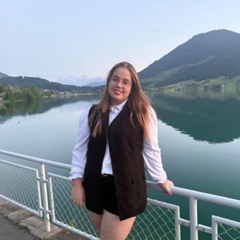 Canguro en Marbella: Talia