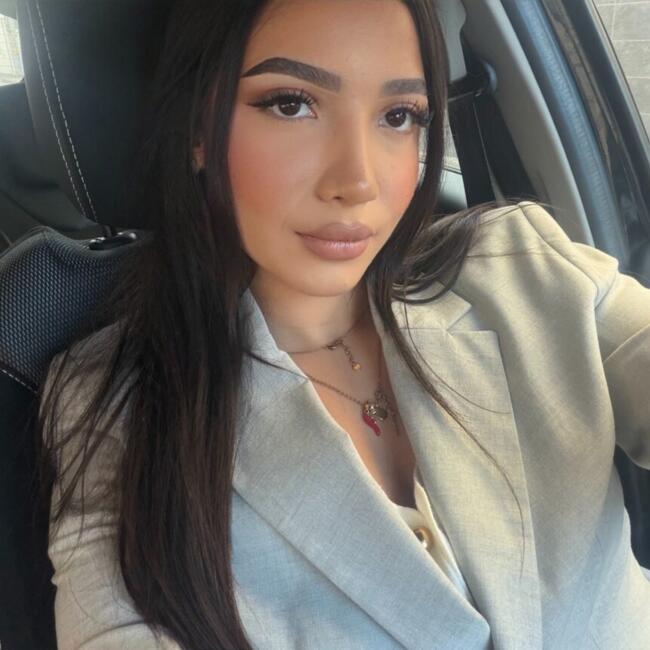 Babysitter in Nîmes: Rita