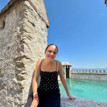 Babysitter in Gore: Bailey