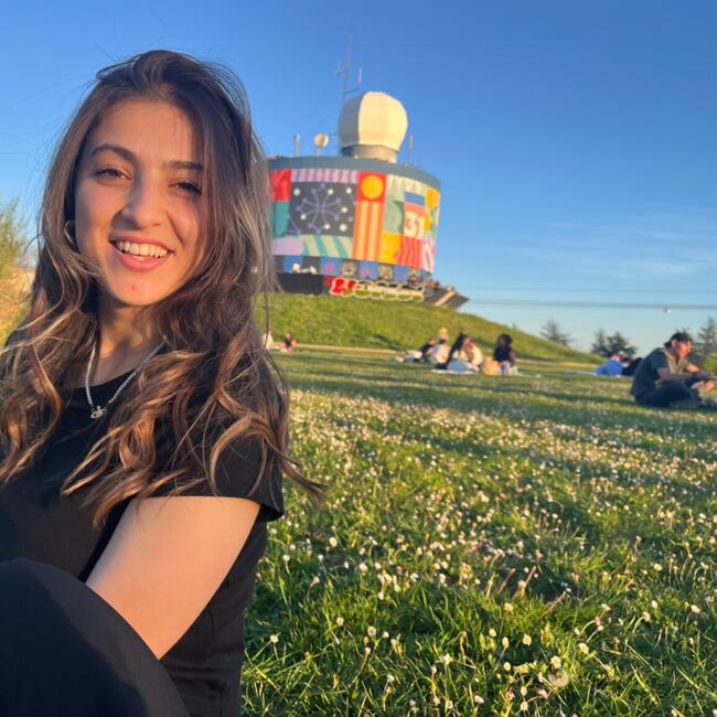 Babysitter in Clermont-Ferrand: Melissa