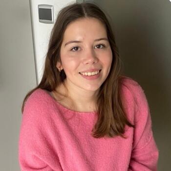 Babysitter in Affligem: Julie