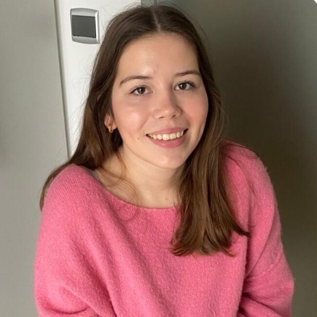 Babysitter in Affligem: Julie