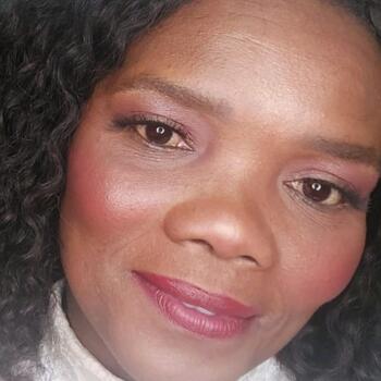 Babysitter in Nova Friburgo: Vera