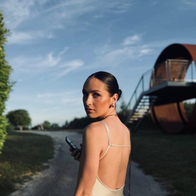 Job de garde d'enfants à Dijon: Lucie