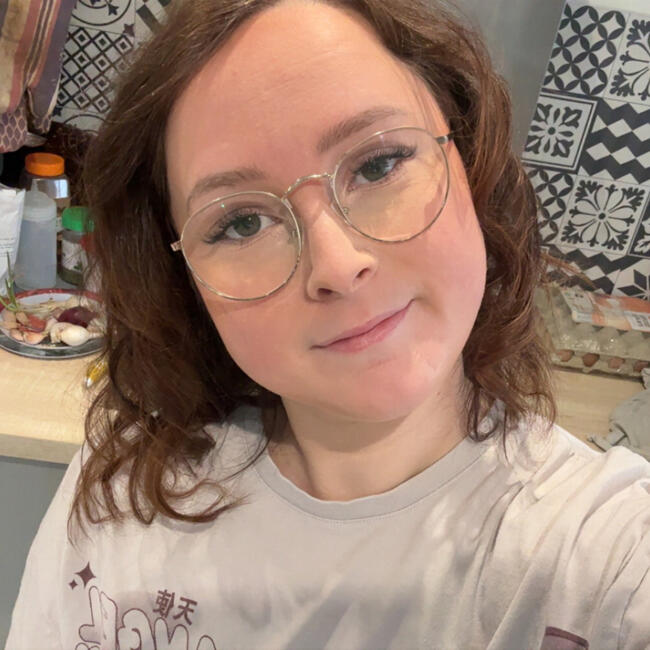 Babysitter in Mouzon: Laura