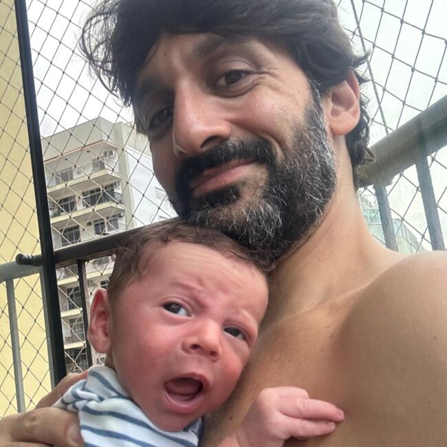 Emprego de babá em Rio de Janeiro: Eduardo Emery de Siqueira Pint