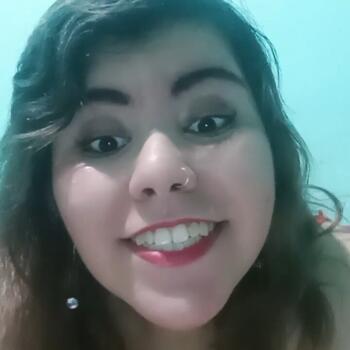 Babysitter in Cascavel: Barbara Camille
