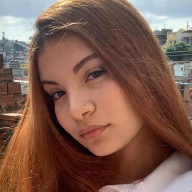 Babysitter in São Paulo (São Paulo): Sarah
