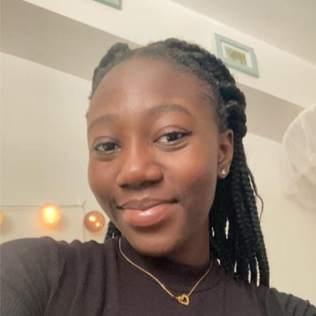 Babysitter in Rennes: Keylia