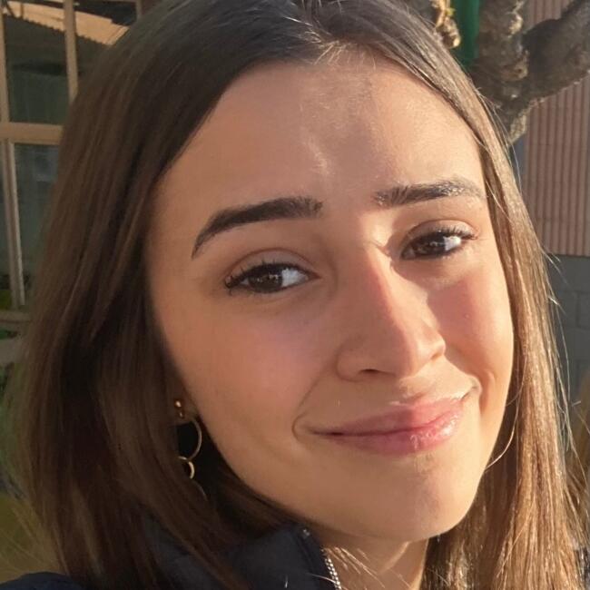 Canguro en Valencia: Iratxe