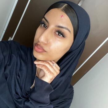 Babysitter in Birmingham: Mahin