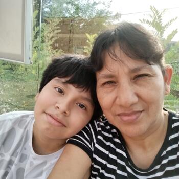 Babysitter in Sabadell: Beny flores