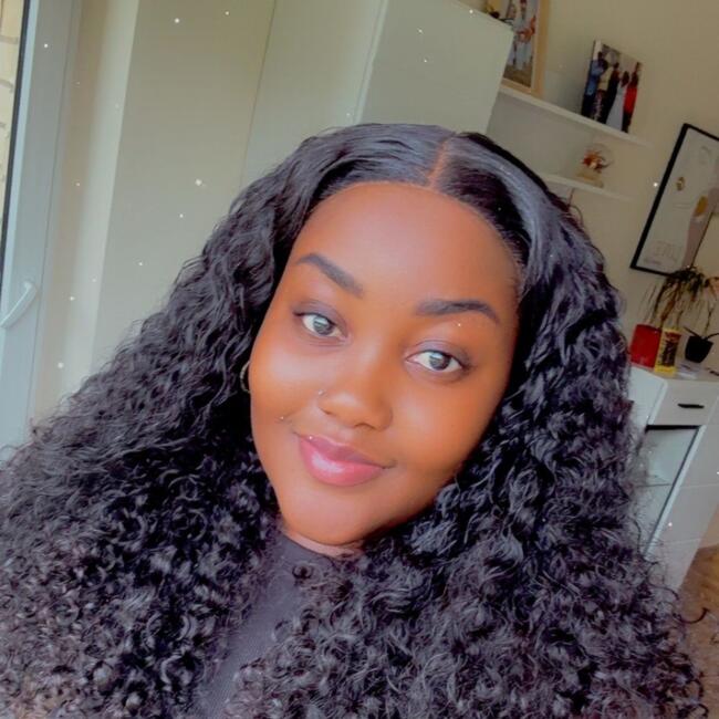 Auklė Vilnius: Ashley Funkun