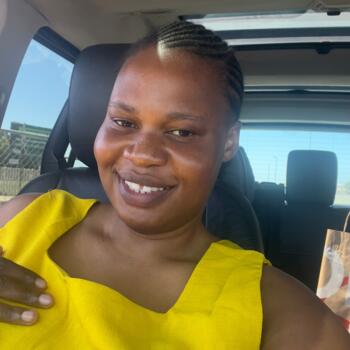 Babysitter in Cape Town: PLAXEDES