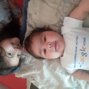 Emprego de babá em Colombo: emprego de babá Leandro