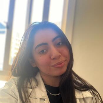 Babysitter in Novo Hamburgo: Julia