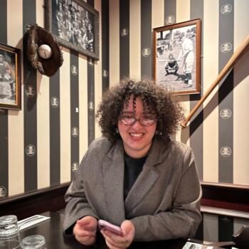 Babysitter in Montfermeil: Naila